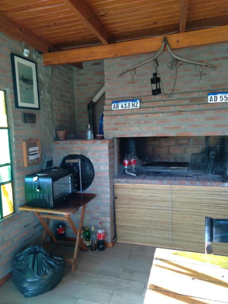 Chalet La Pedrera - Pileta Y A Metros Del Rio